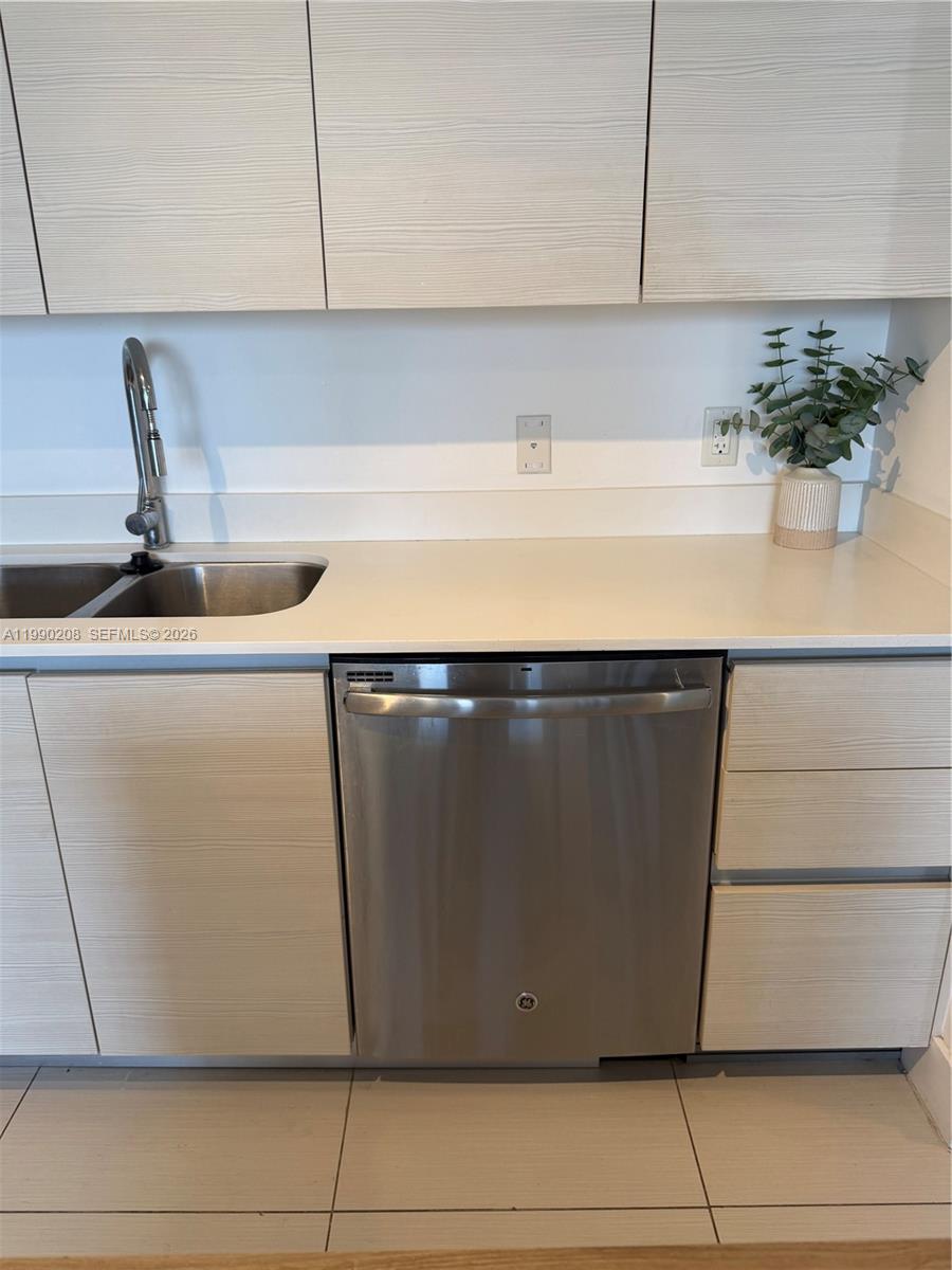 4250 BISCAYNE BOULEVARD C - Residential Lease