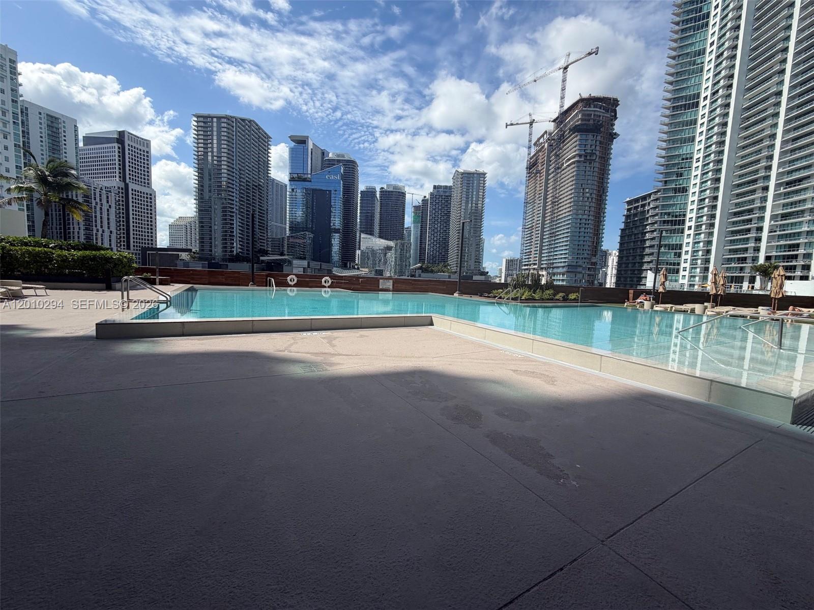 WIND CONDO - Residential Lease