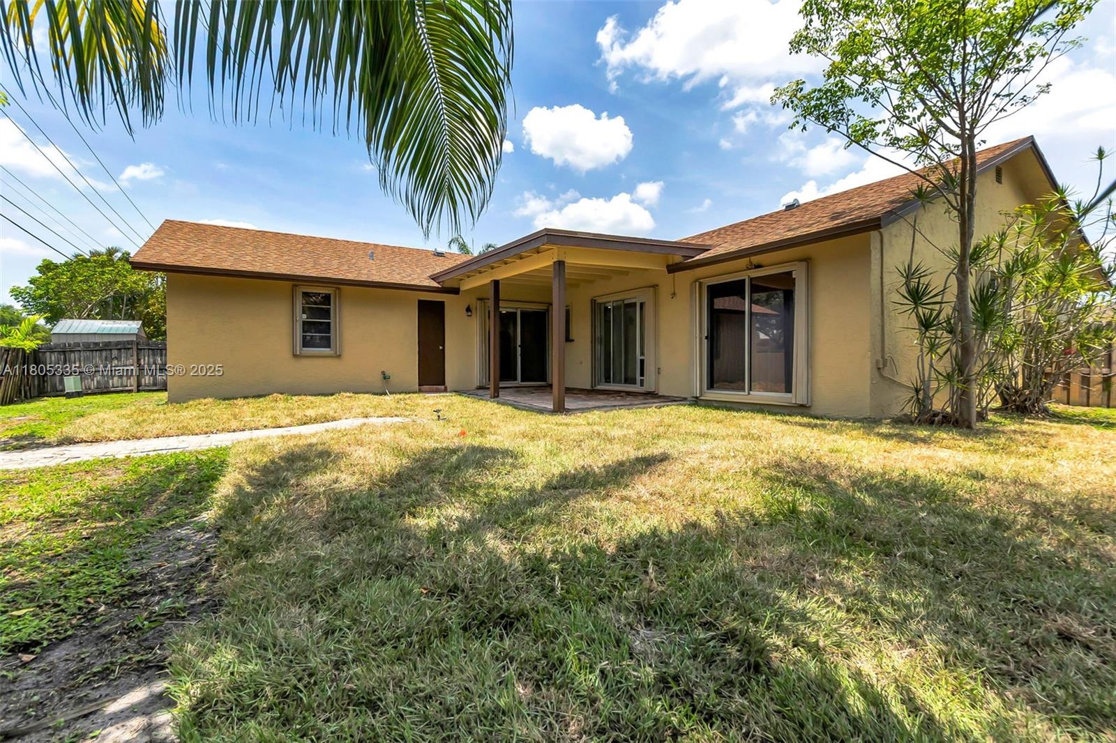 SANDALFOOT COVE SEC 9 - Residential