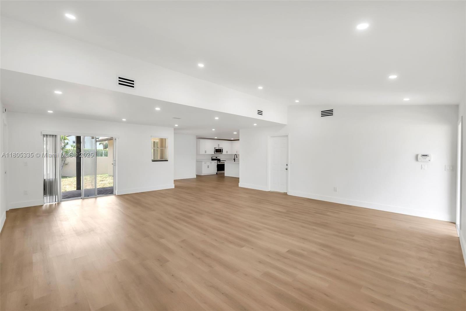 SANDALFOOT COVE SEC 9 - Residential