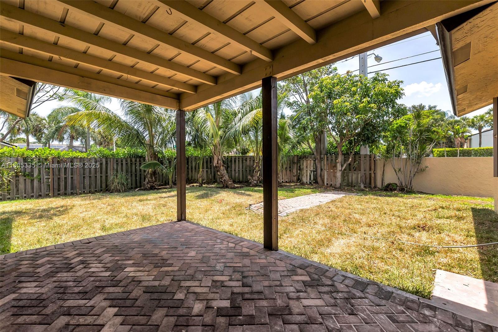 SANDALFOOT COVE SEC 9 - Residential