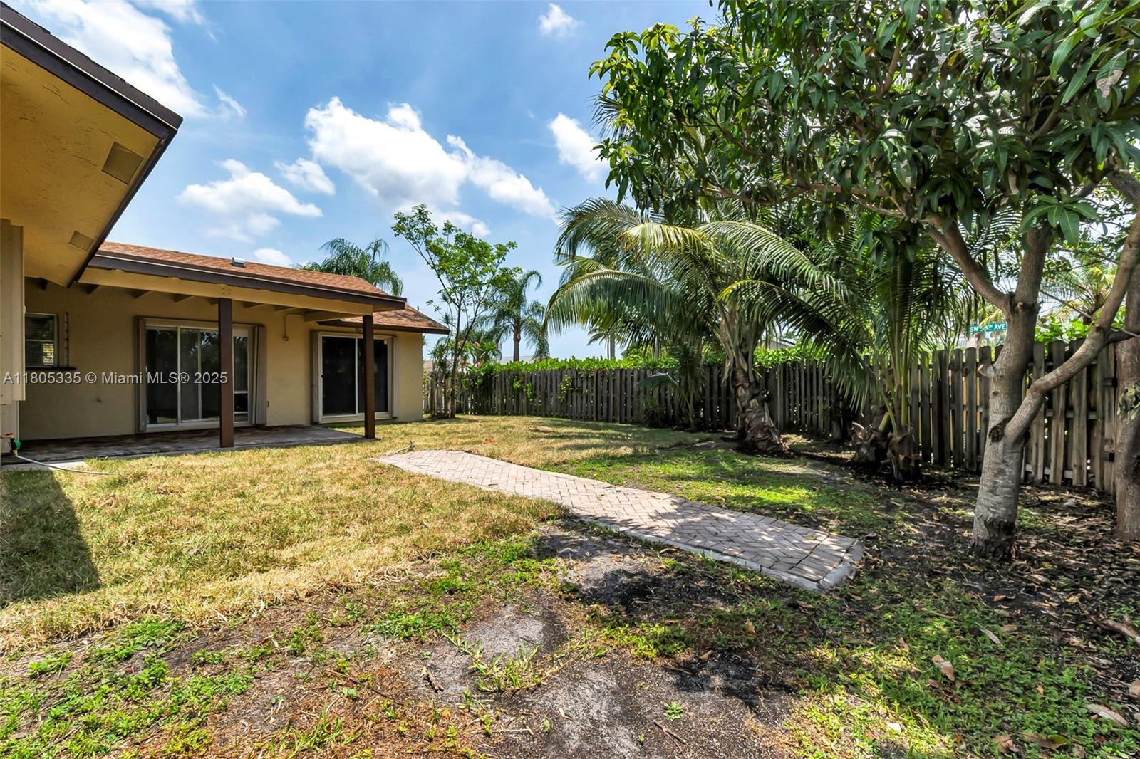 SANDALFOOT COVE SEC 9 - Residential