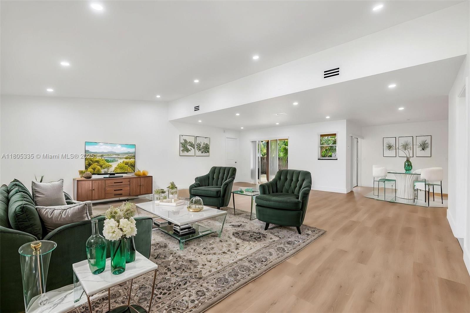 SANDALFOOT COVE SEC 9 - Residential