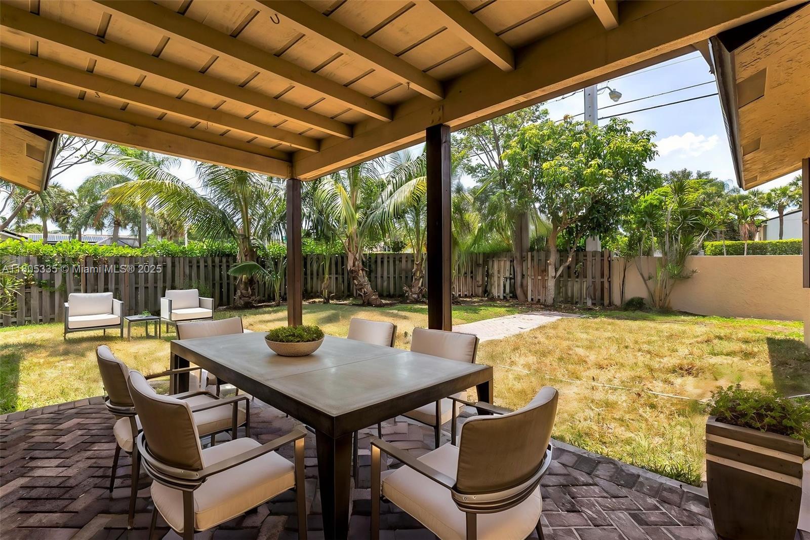 SANDALFOOT COVE SEC 9 - Residential