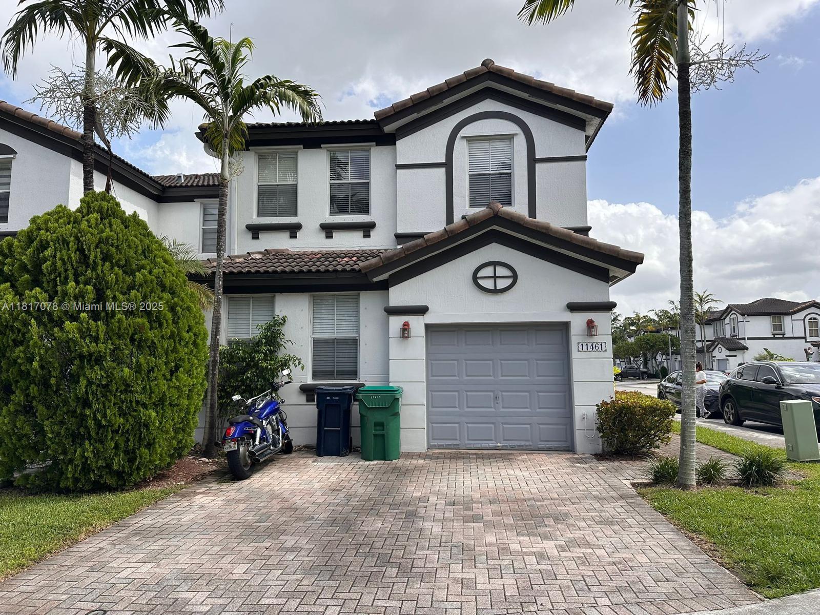 Rental Property at 11461 Nw 76th St 11461, Doral, Miami-Dade County, Florida - Bedrooms: 3 
Bathrooms: 3  - $3,600 MO.
