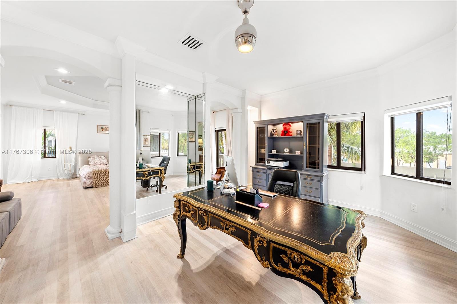 EASTERN SHORES - Residential