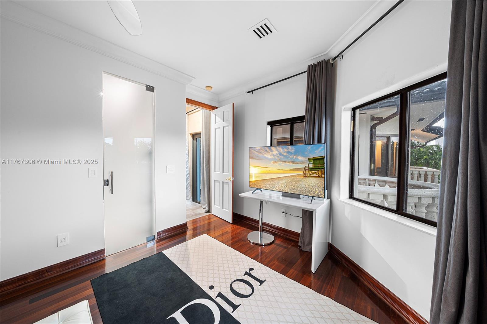 EASTERN SHORES - Residential