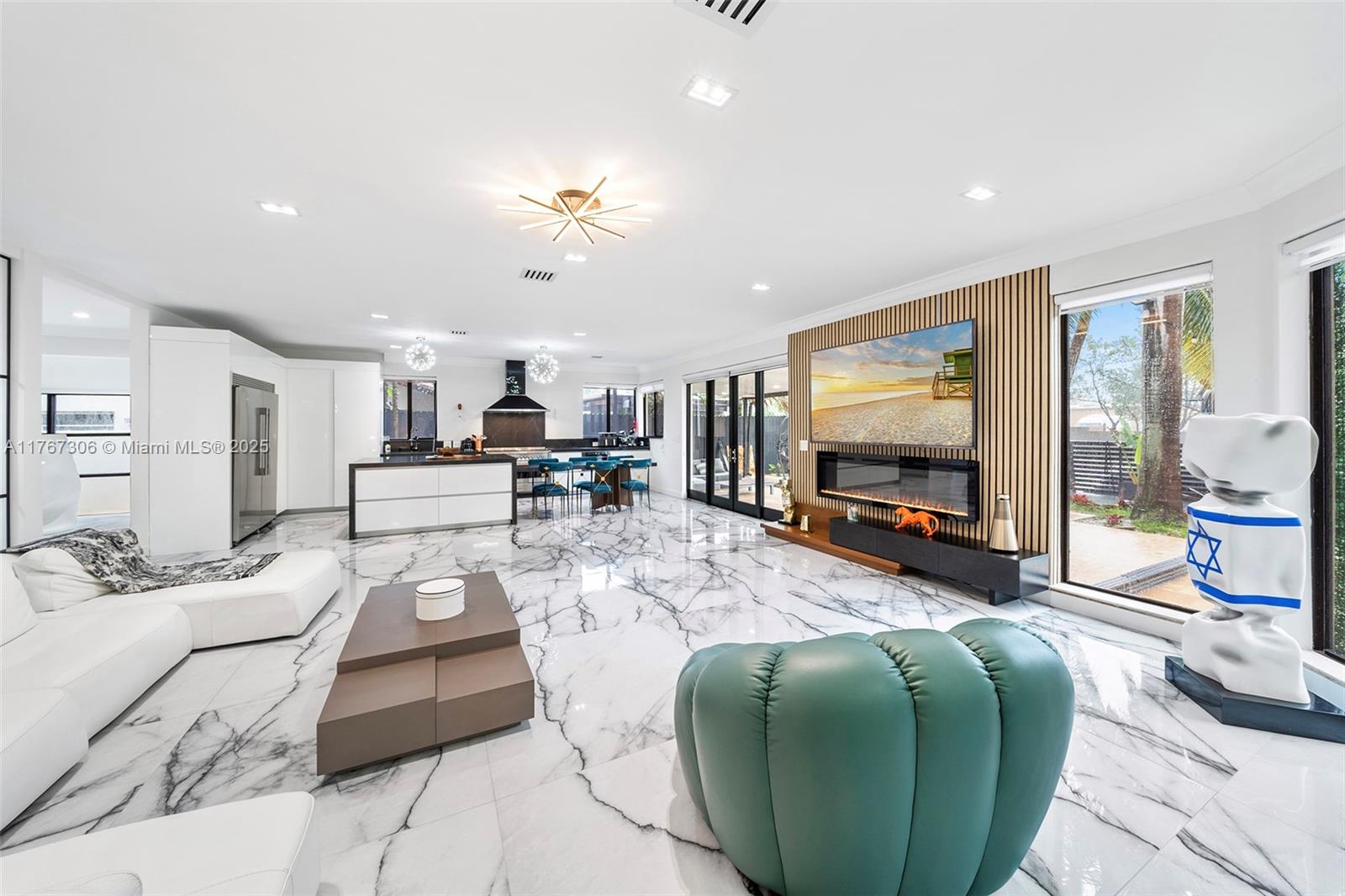 EASTERN SHORES - Residential