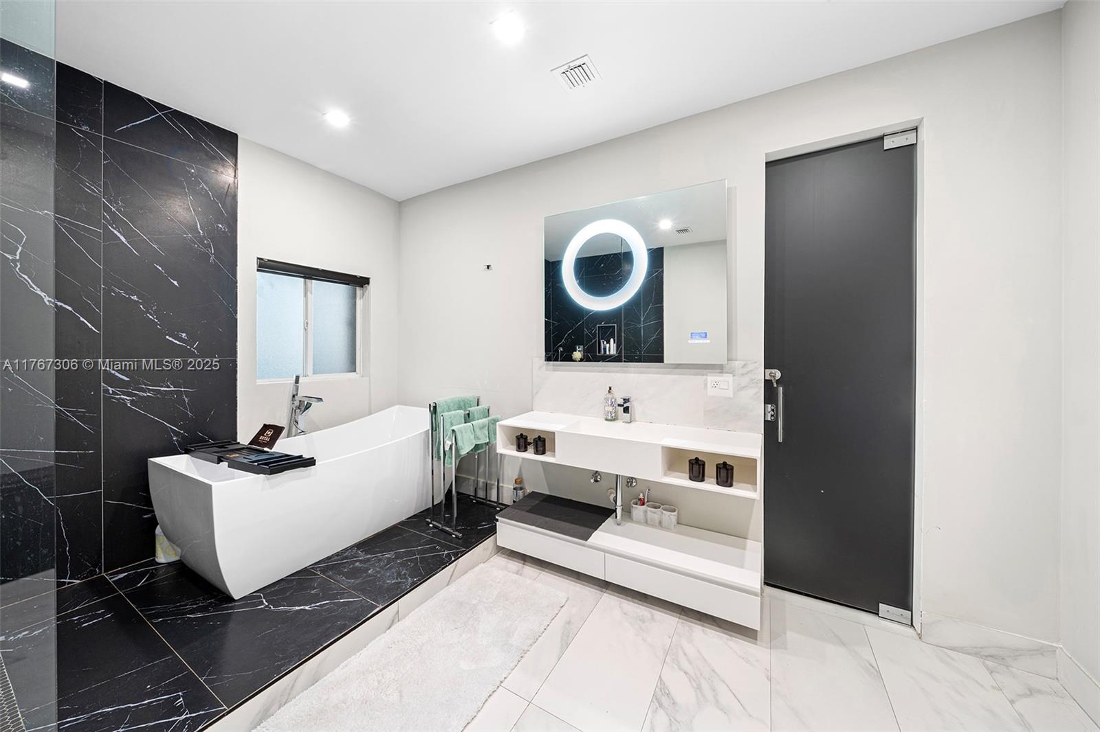 EASTERN SHORES - Residential