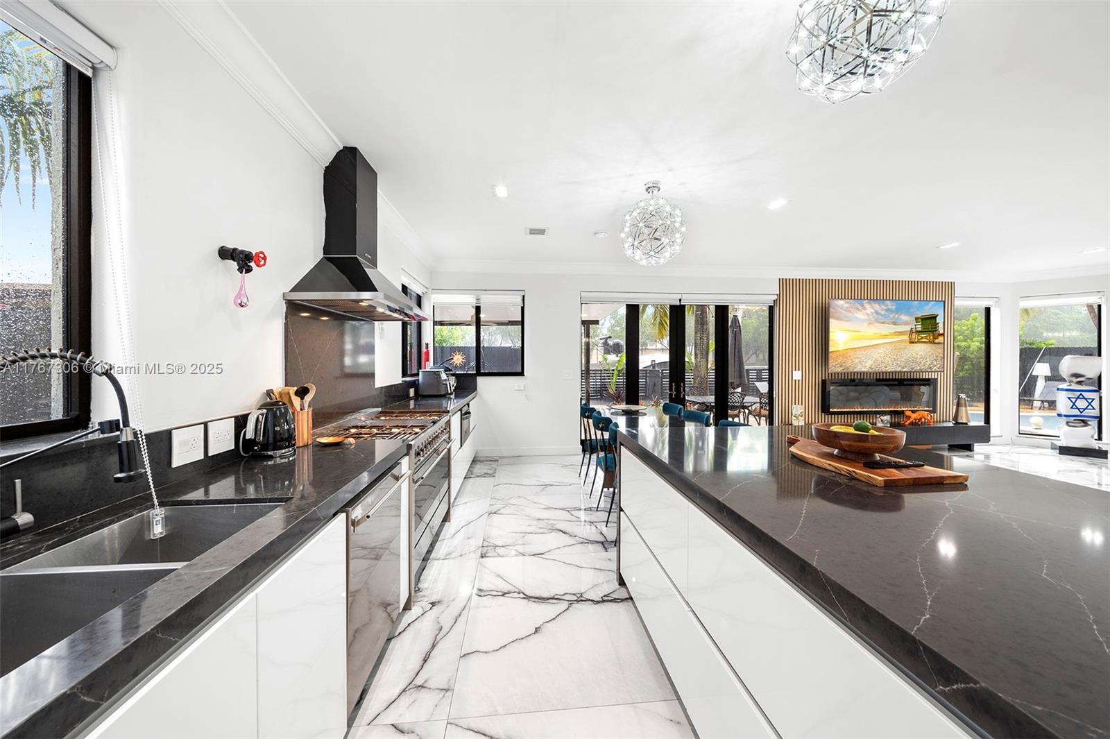 EASTERN SHORES - Residential