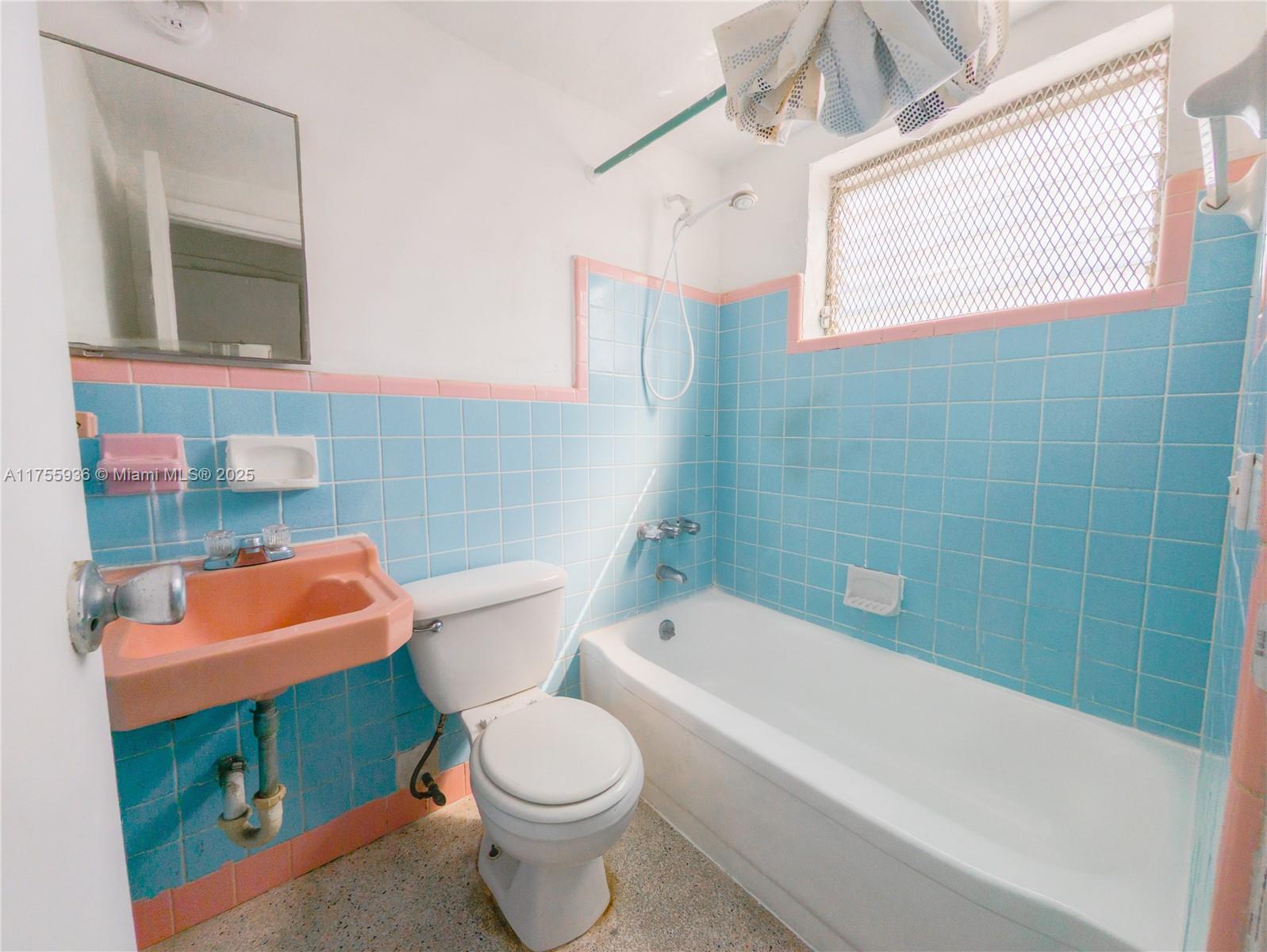 2170 NW Flagler Ter 110
