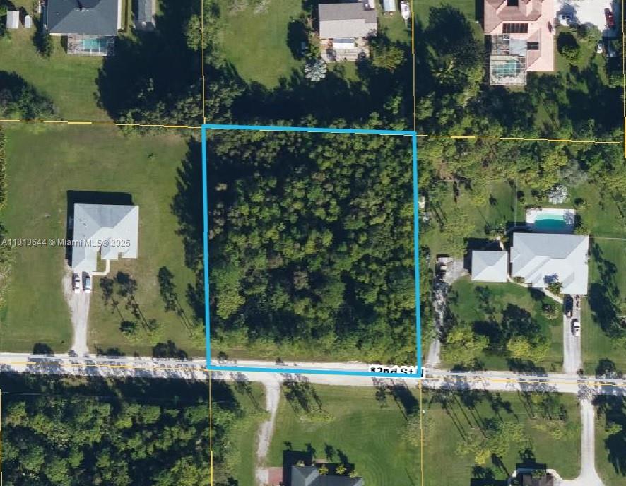 VACANT 1.15 ACRE WOODED LOT LOCATED IN THE DESIRABLE WEST PALM BEACH AREA OF THE ACREAGE.
SELLER IS A FOREIGN NATIONAL. SELLER ASSIGNS THE TITLE COMPANY TO SERVE THE CLOSING.