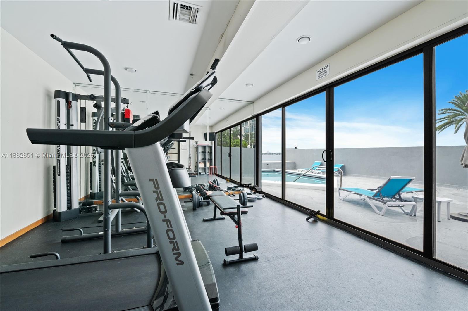BAYVIEW TOWER CONDO - Residential Lease