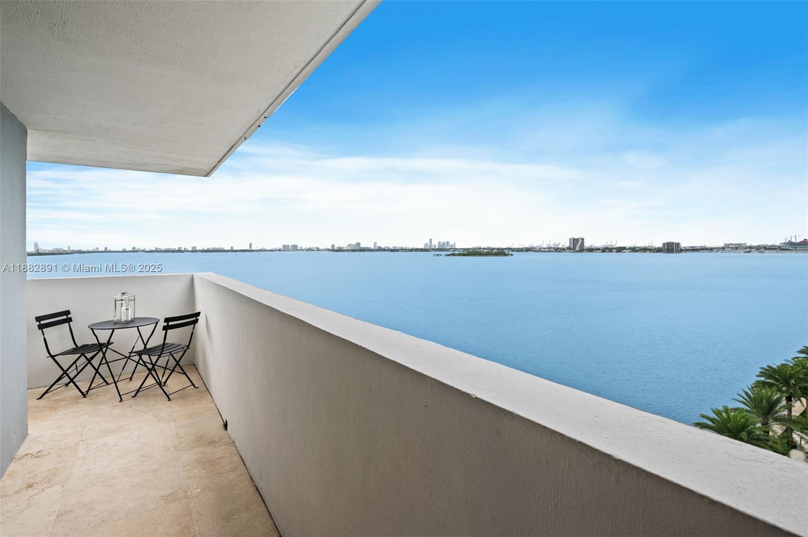 BAYVIEW TOWER CONDO - Residential Lease