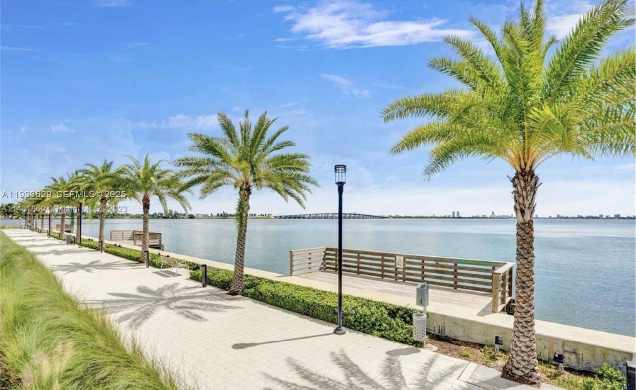 BISCAYNE BEACH CONDO - Residential