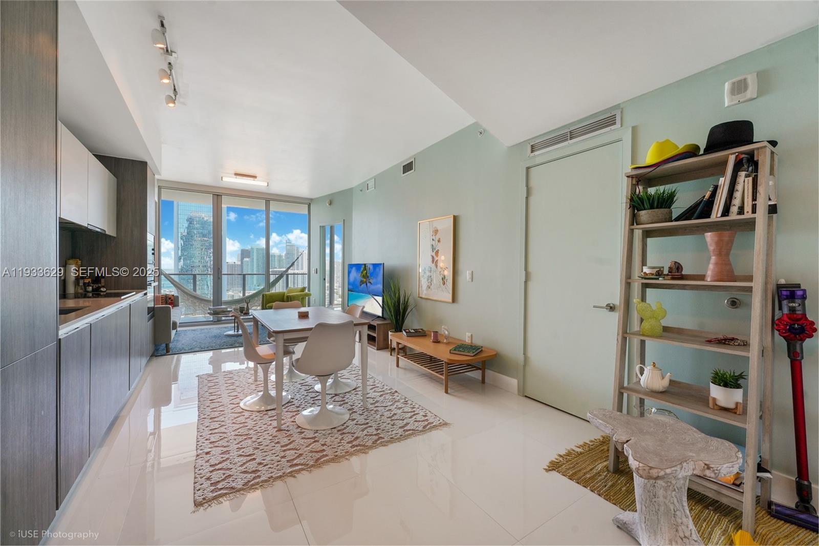 BISCAYNE BEACH CONDO - Residential