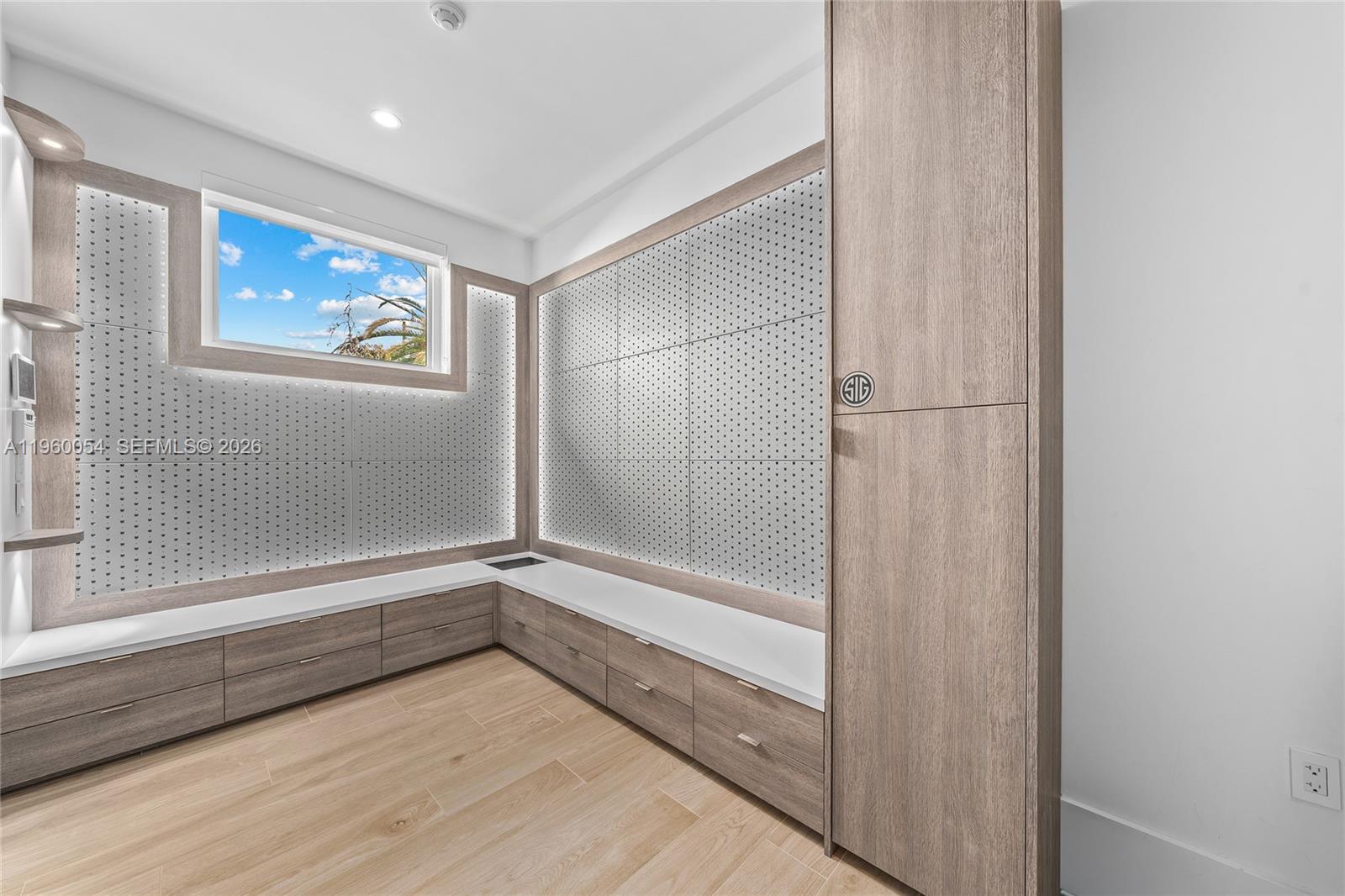 CORONADO HARBOR - Residential