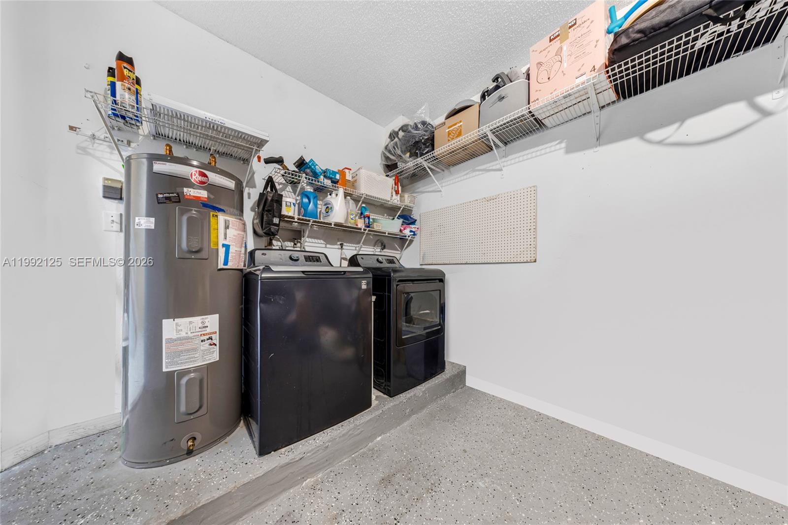 Pelican Pointe - Residential