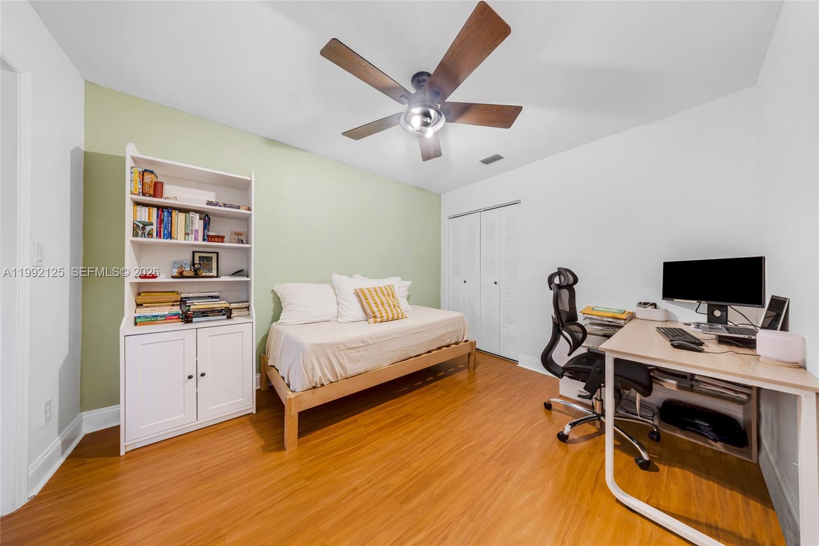 Pelican Pointe - Residential