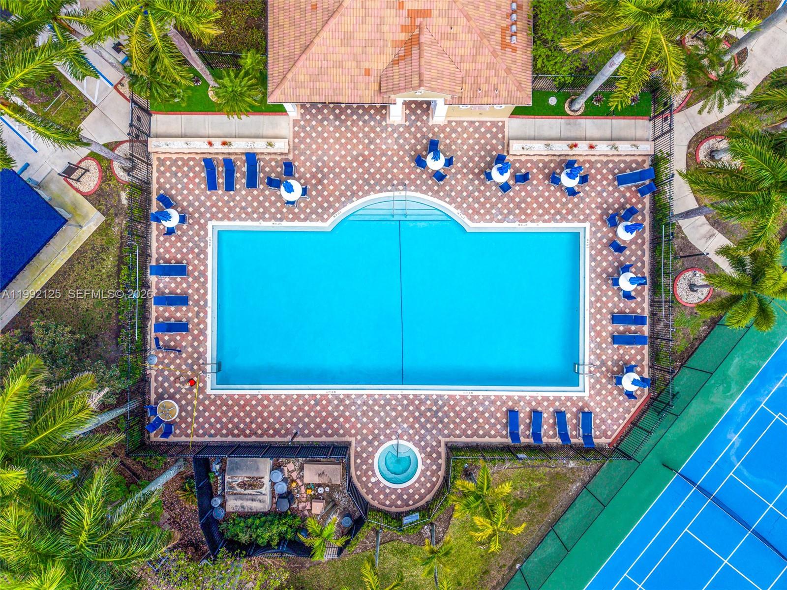 Pelican Pointe - Residential