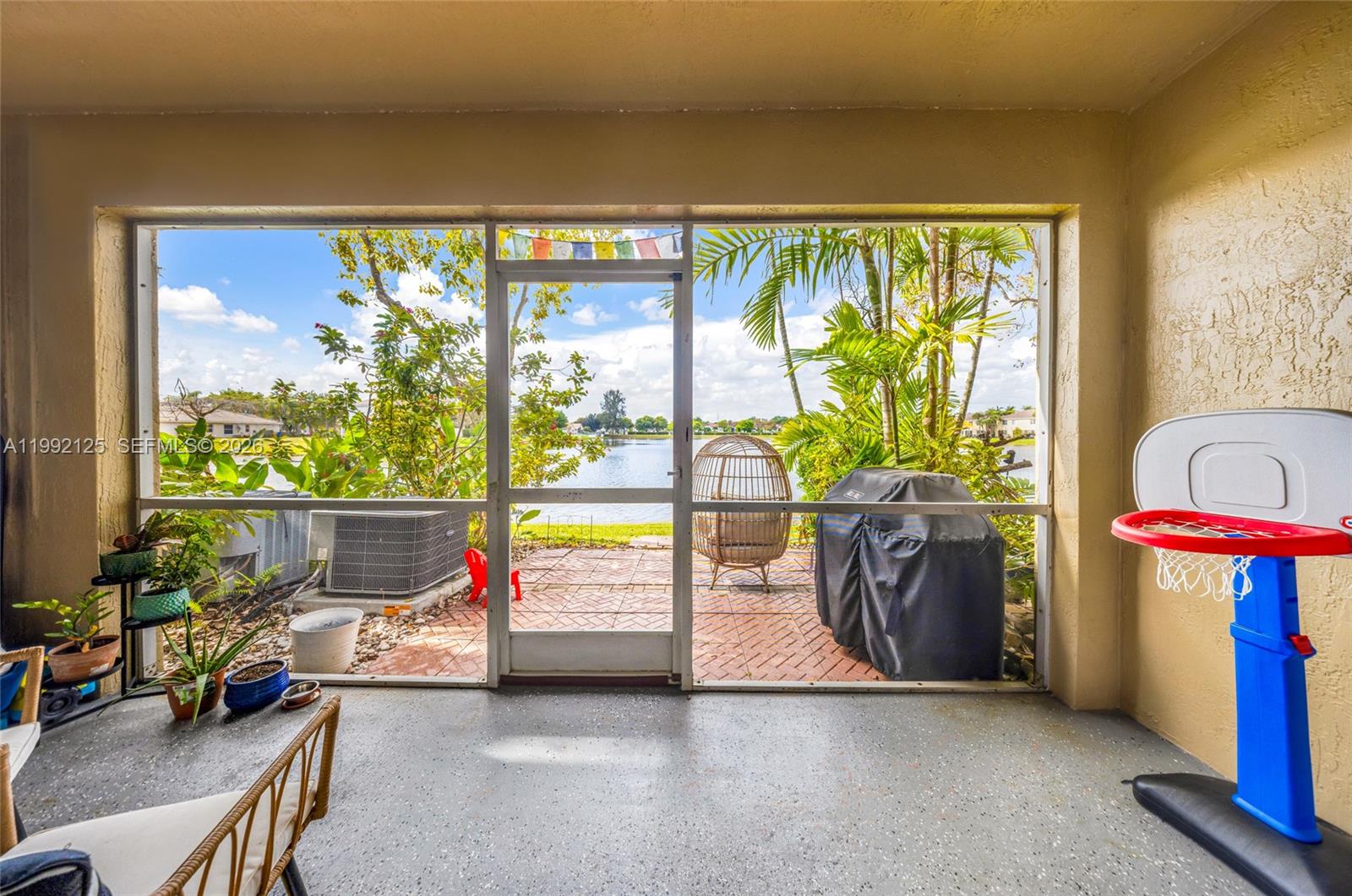 Pelican Pointe - Residential