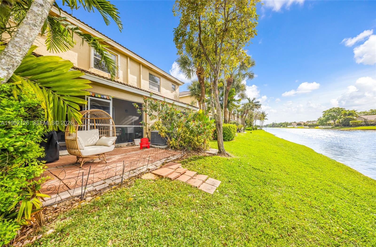 Pelican Pointe - Residential