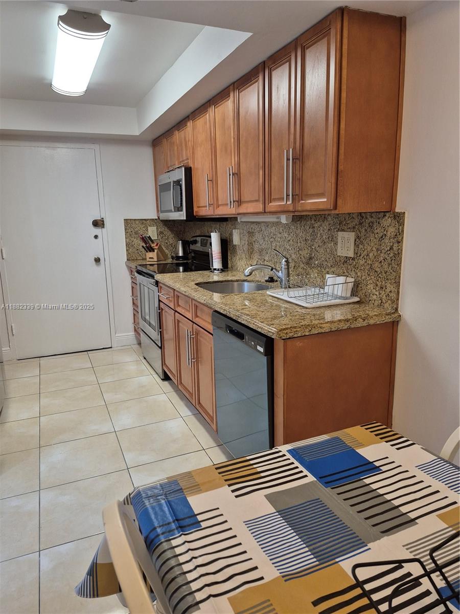 DEL PRADO MARINA - Residential