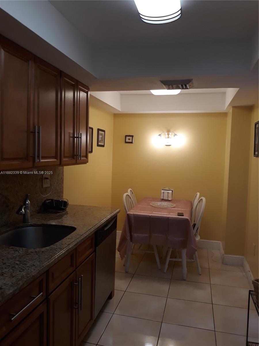 DEL PRADO MARINA - Residential