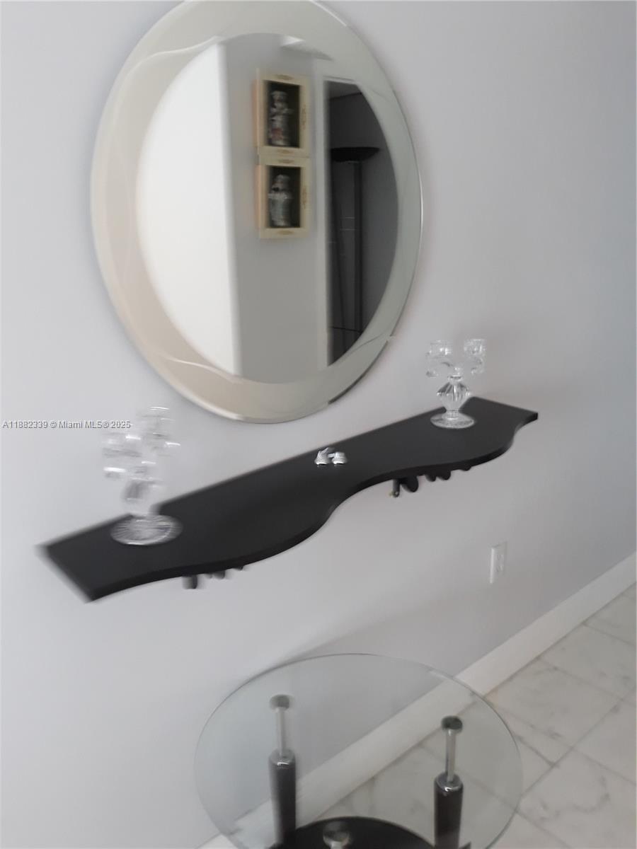 DEL PRADO MARINA - Residential