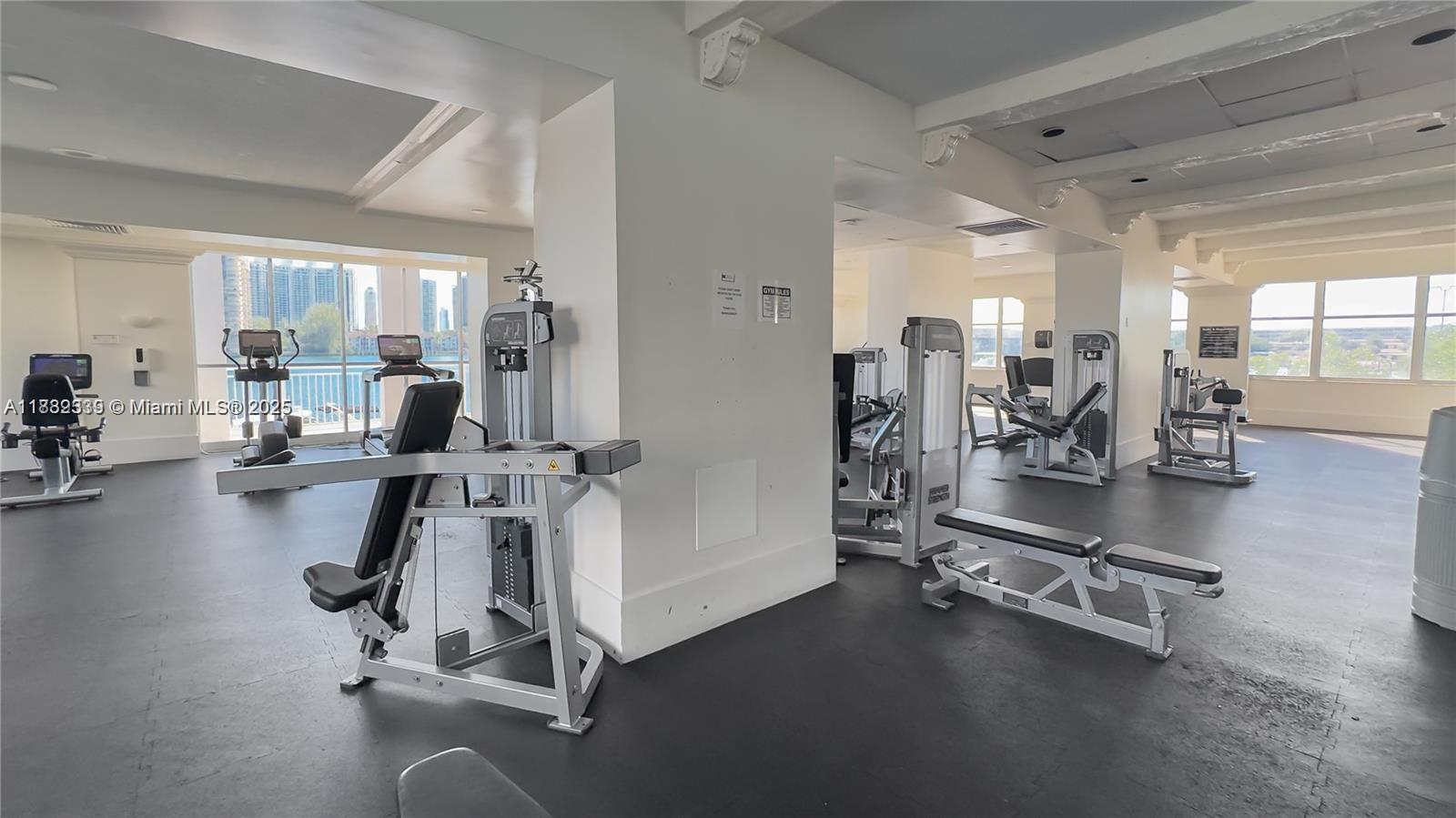 DEL PRADO MARINA - Residential