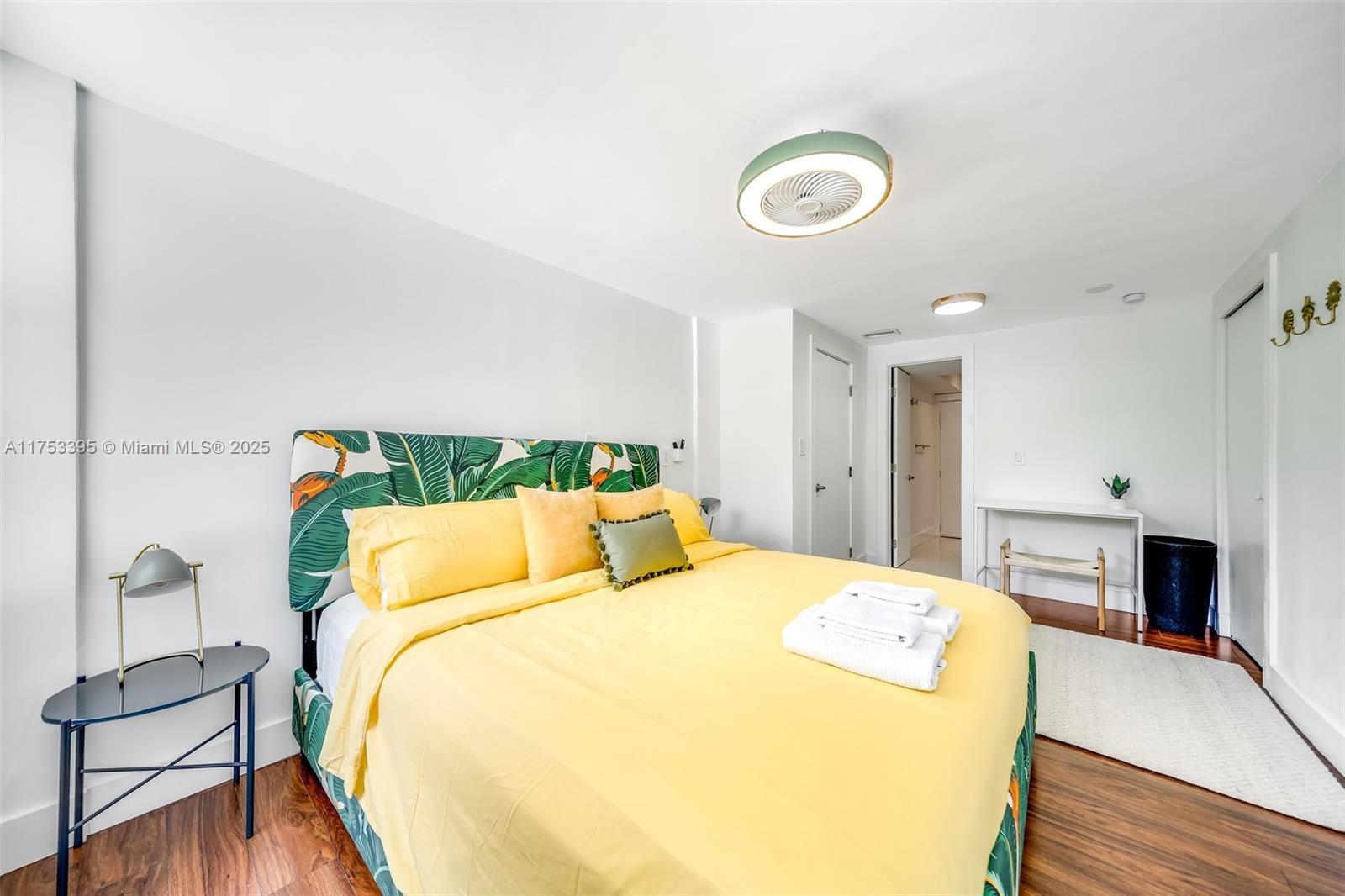 DELRAY MNR - Residential