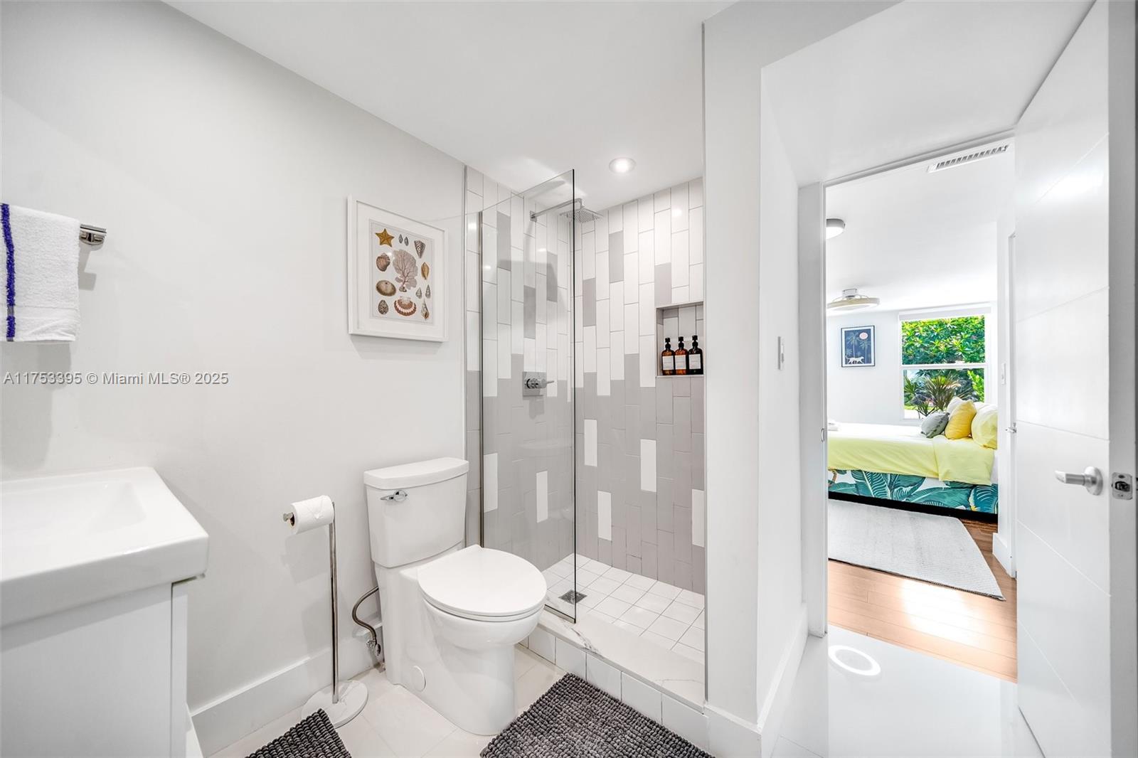 DELRAY MNR - Residential