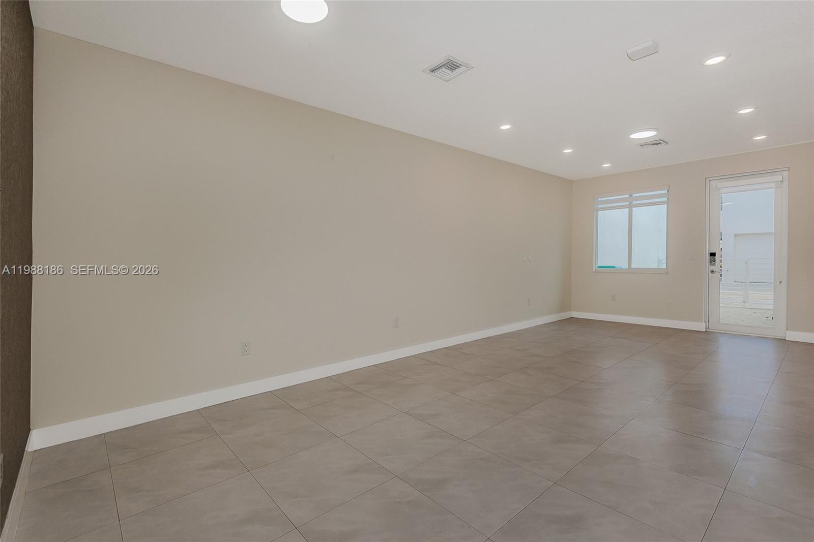 LANDMARK AT DORAL CENTRAL - Residential