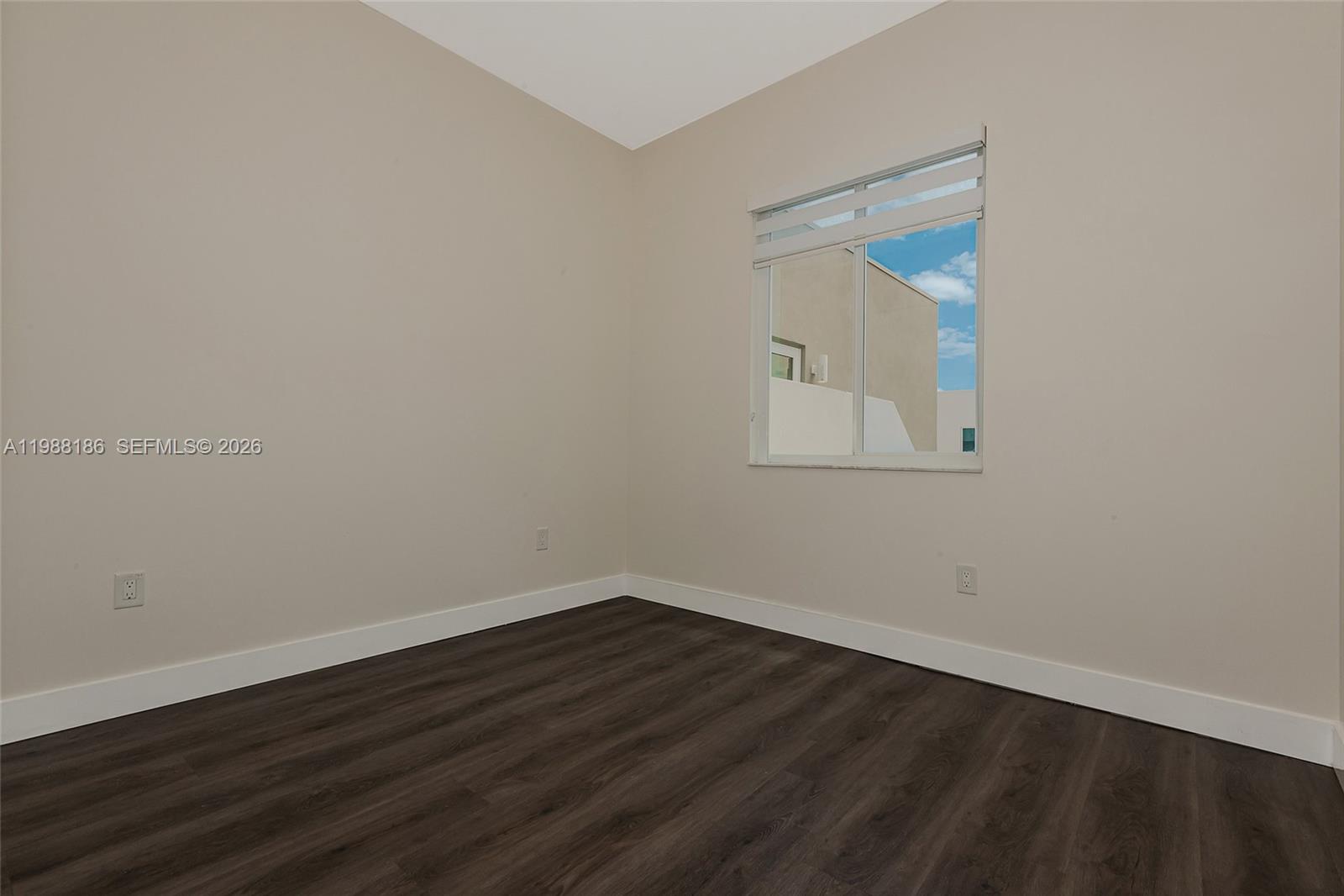 LANDMARK AT DORAL CENTRAL - Residential