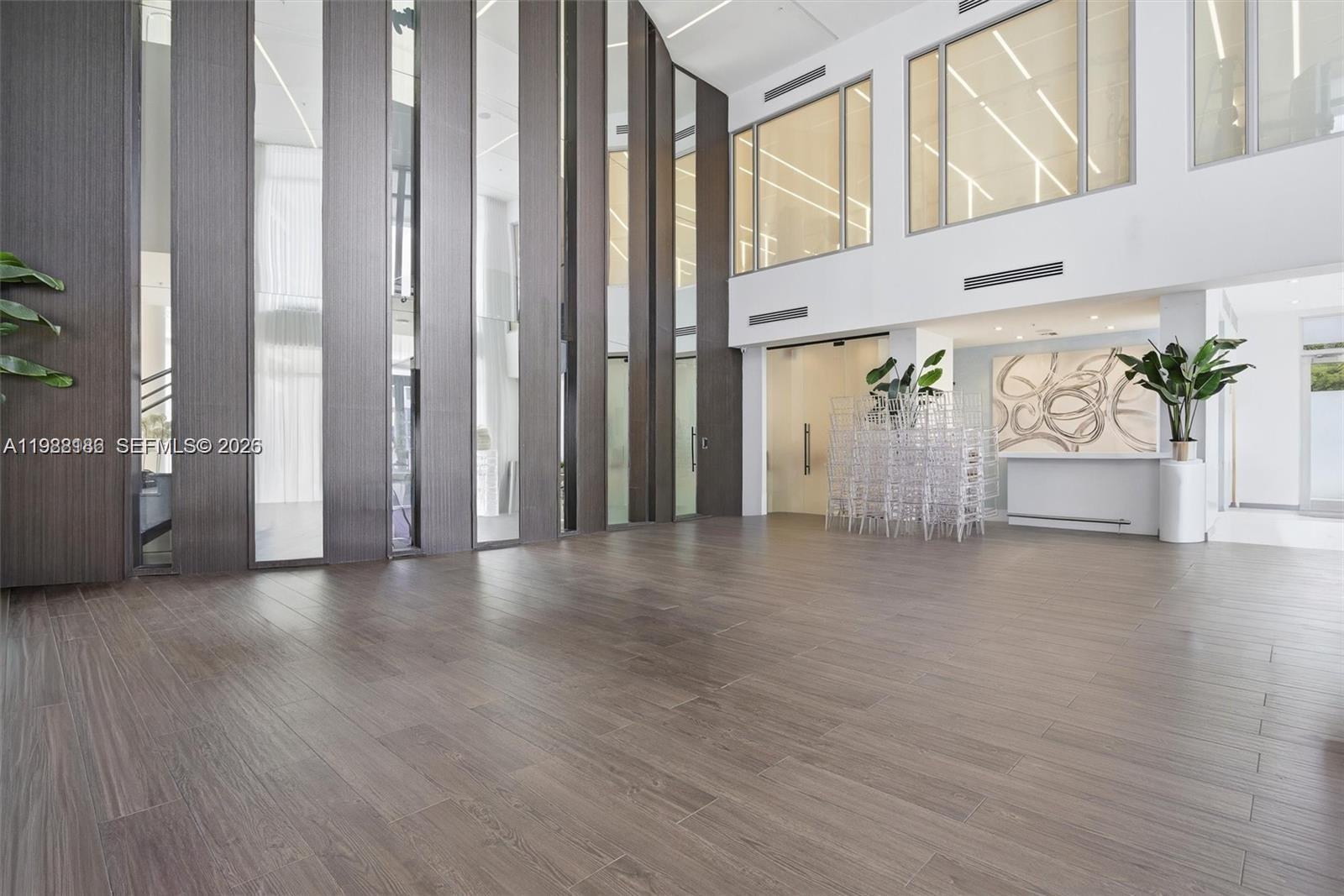 LANDMARK AT DORAL CENTRAL - Residential
