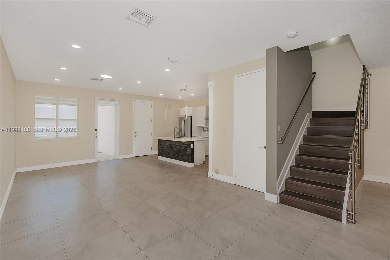 LANDMARK AT DORAL CENTRAL - Residential