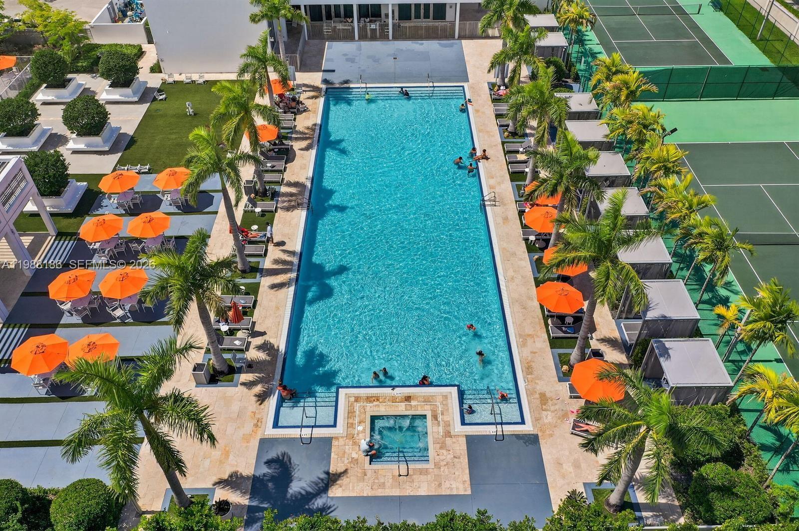 LANDMARK AT DORAL CENTRAL - Residential