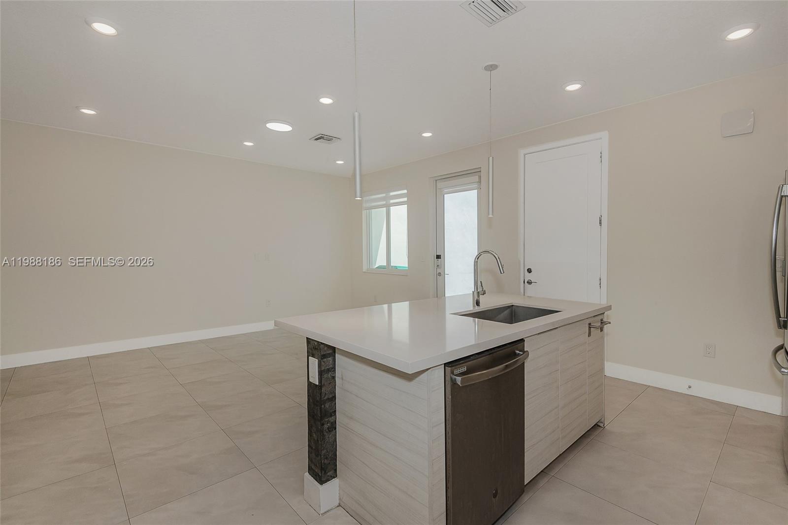 LANDMARK AT DORAL CENTRAL - Residential