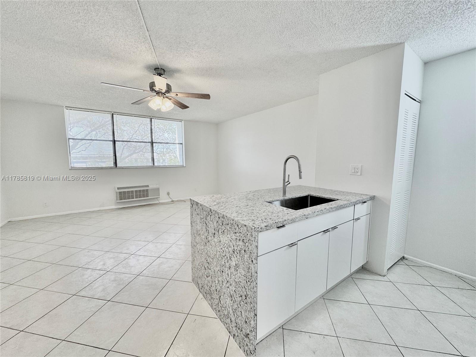 2401 Riverside Dr 512-B