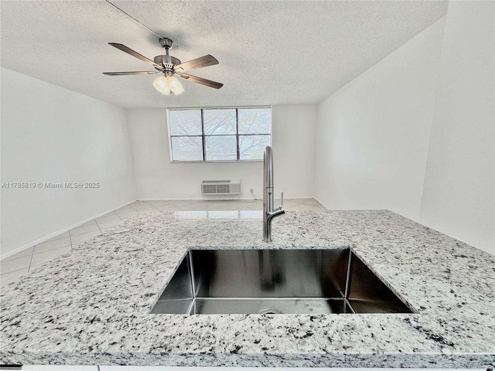 2401 Riverside Dr 512-B