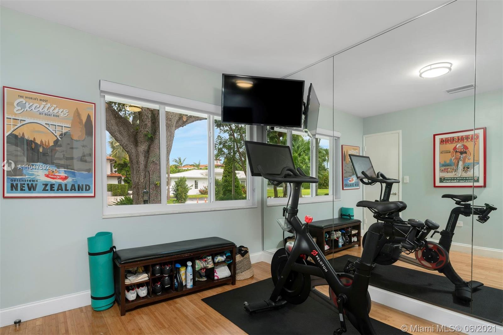 BAL HARBOUR RESIDENTIAL S - Residential