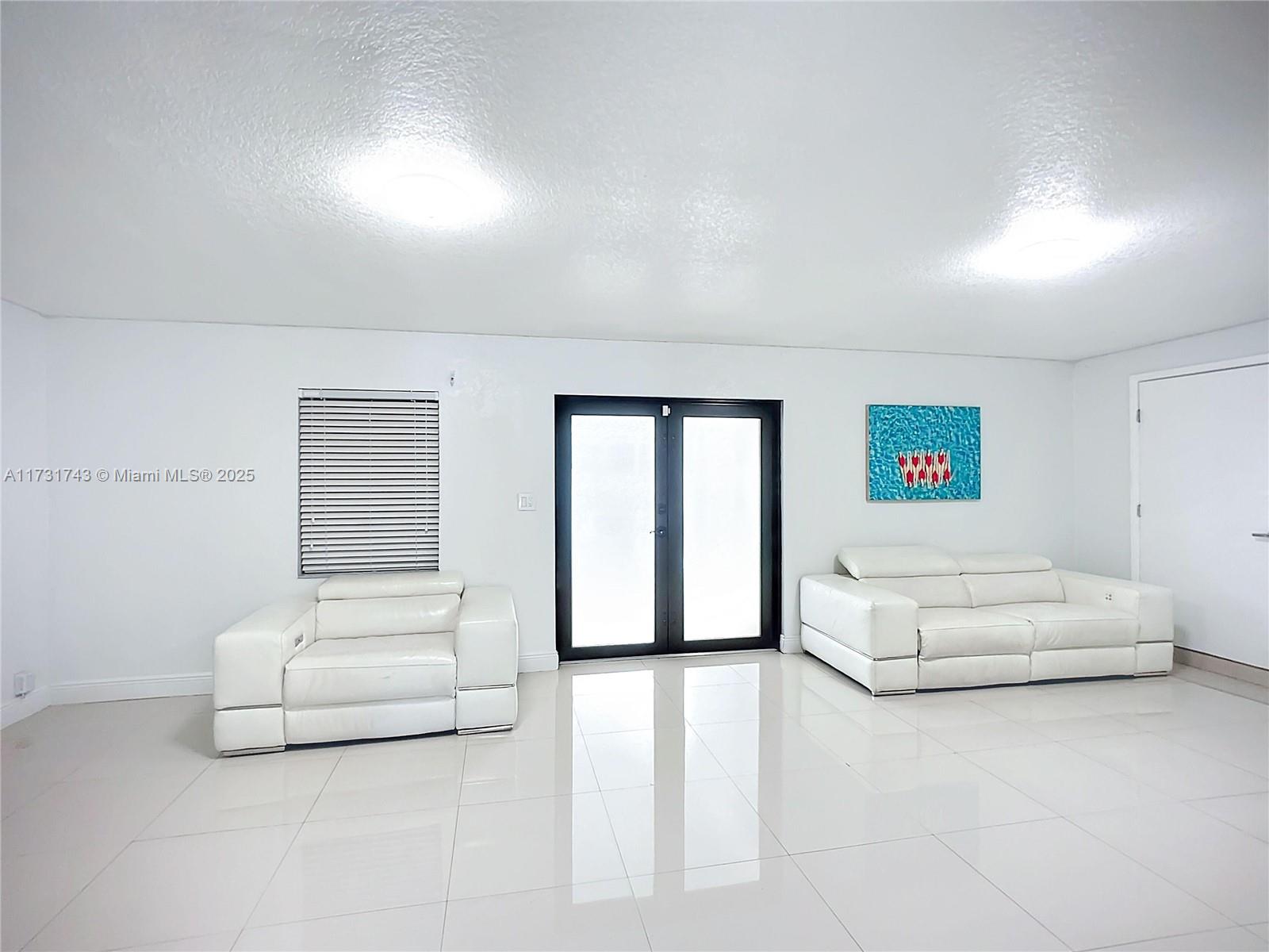 FAIRLAWN - Residential