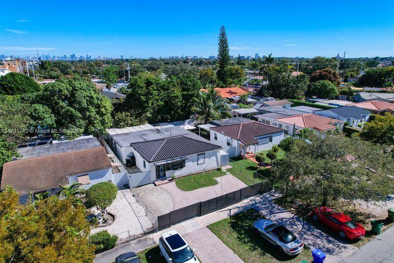 FAIRLAWN - Residential