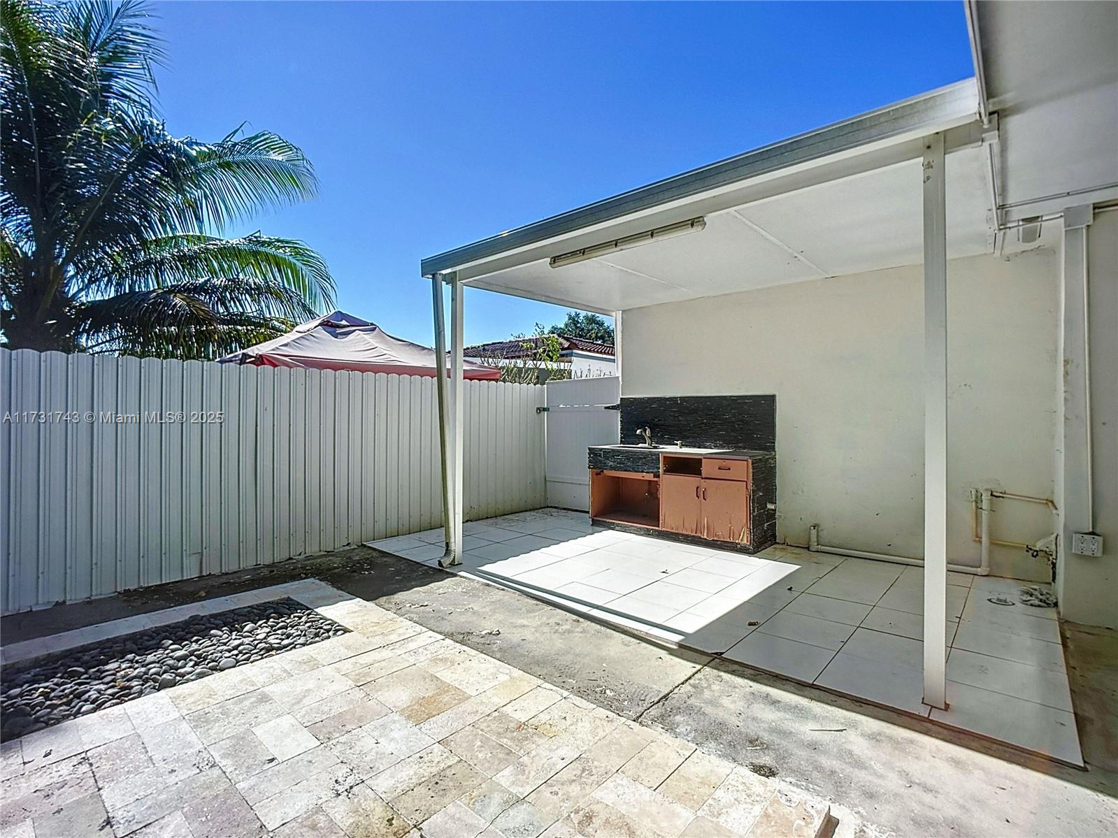 FAIRLAWN - Residential