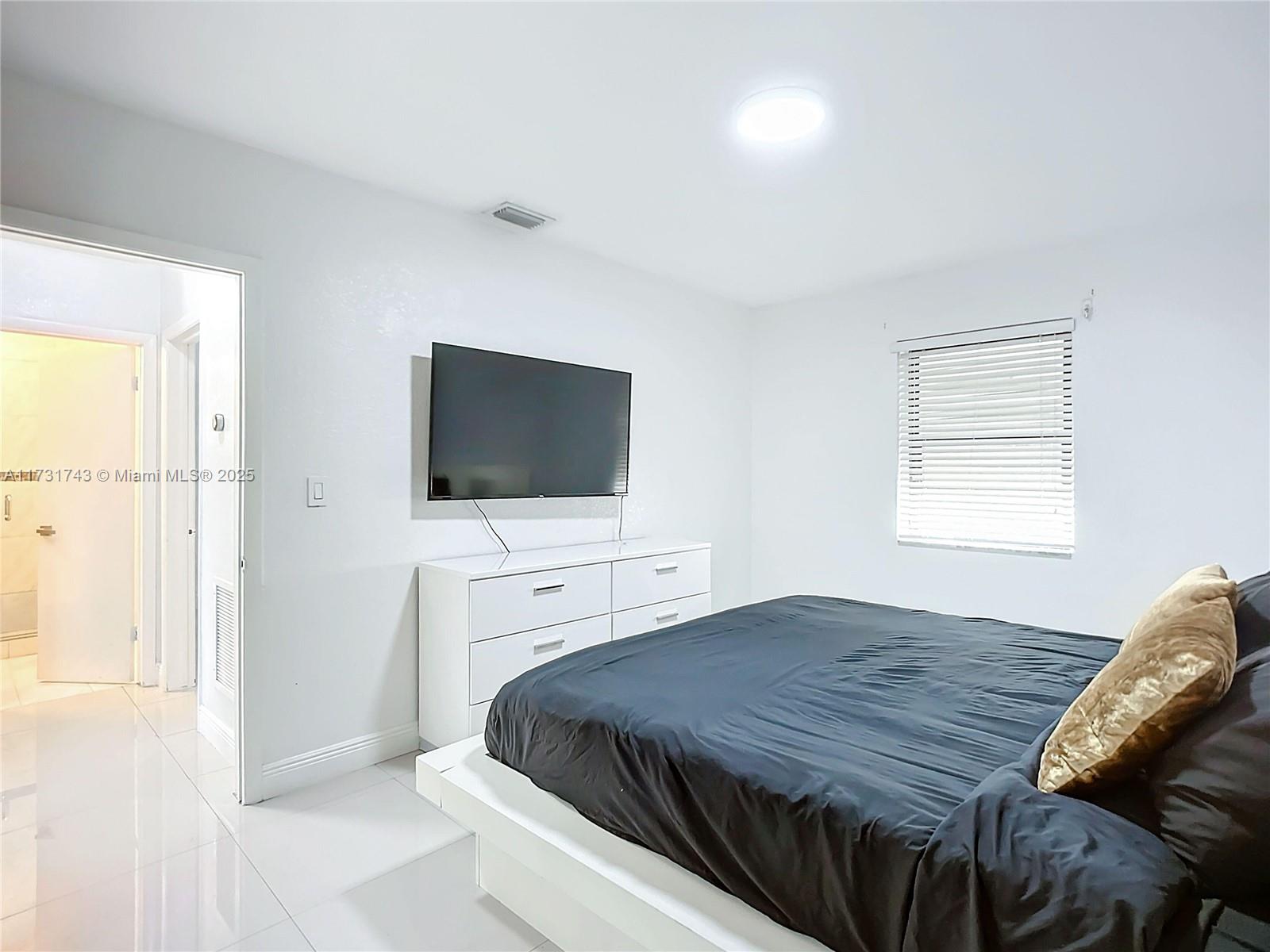 FAIRLAWN - Residential