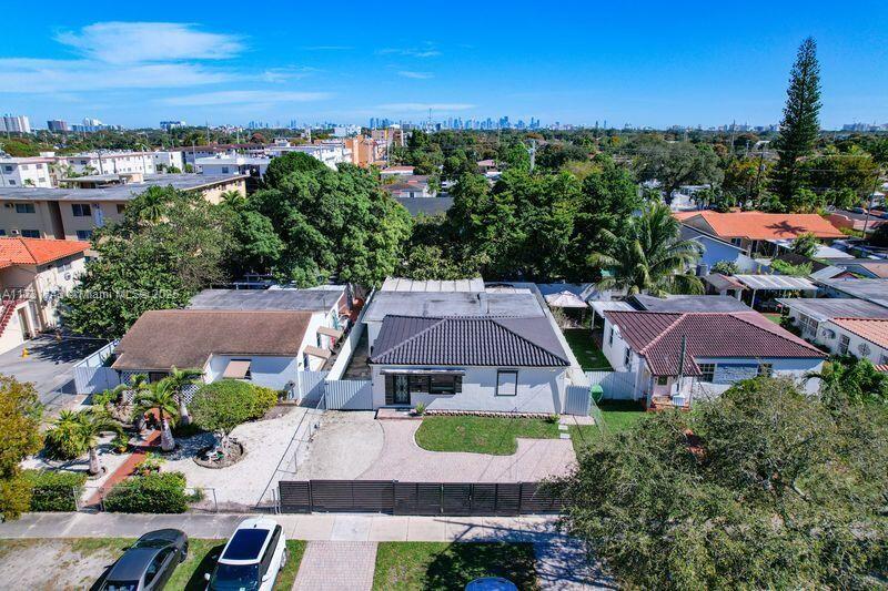 FAIRLAWN - Residential