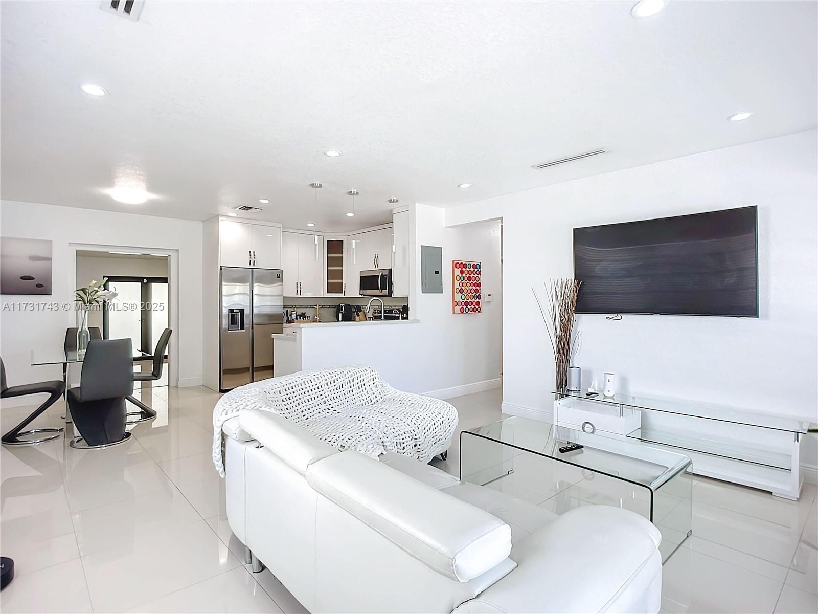 FAIRLAWN - Residential