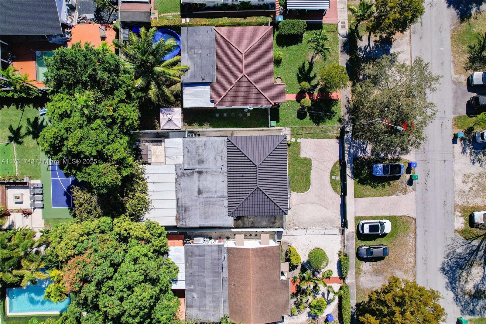 FAIRLAWN - Residential