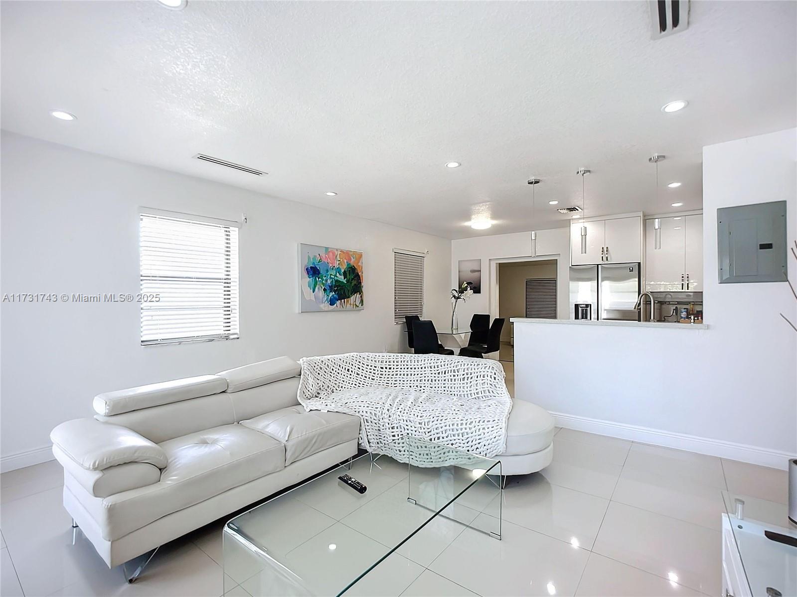 FAIRLAWN - Residential