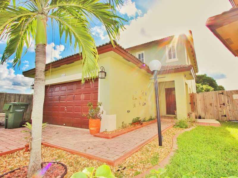 MEGHANS PLACE - Residential